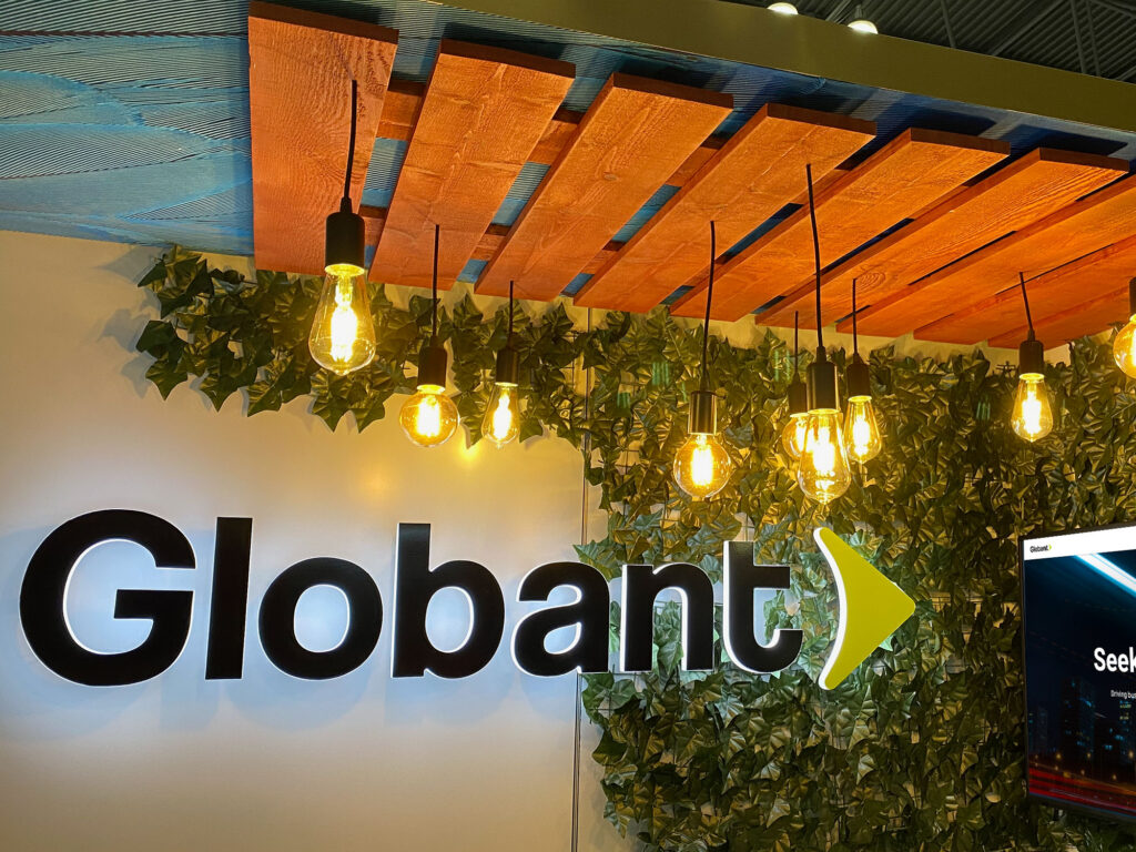 globant brand logo